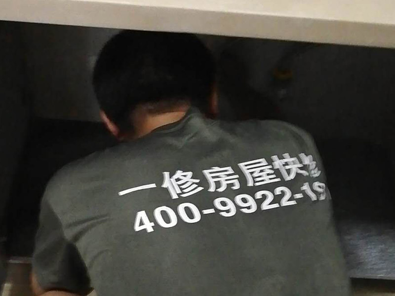 長沙燈具安裝公司,長沙安裝燈具師傅,長沙燈具安裝的收費標(biāo)準(zhǔn)