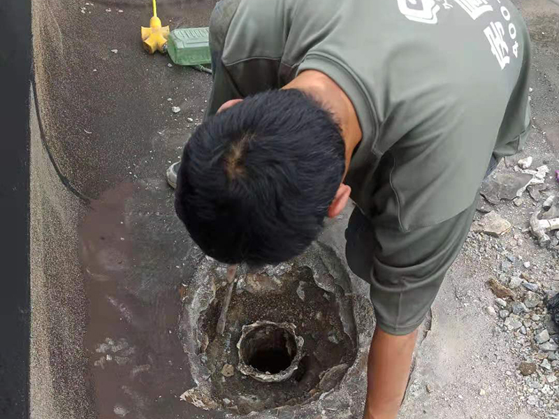 浴室地漏漏水到樓下怎么辦？地漏漏水用